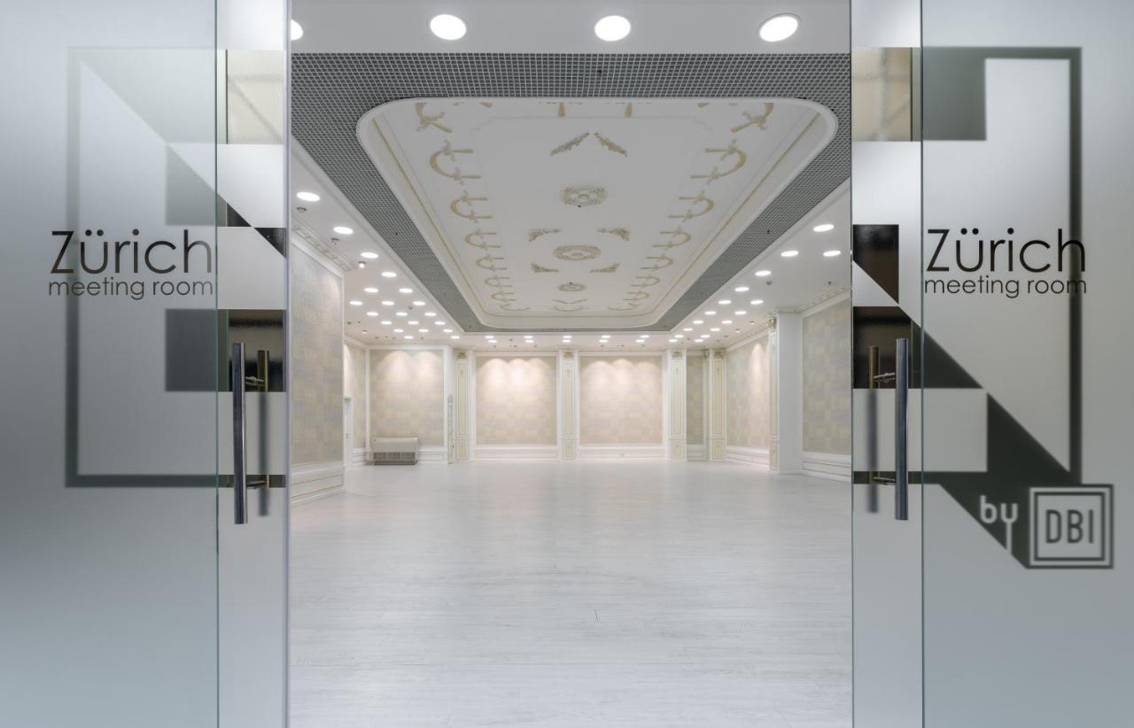 Ramada Encore Kiev Bagian luar foto