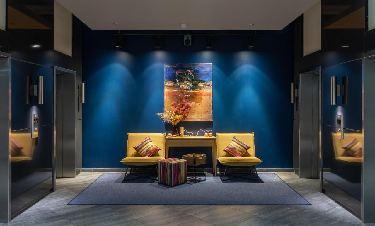Ramada Encore Kiev Bagian luar foto