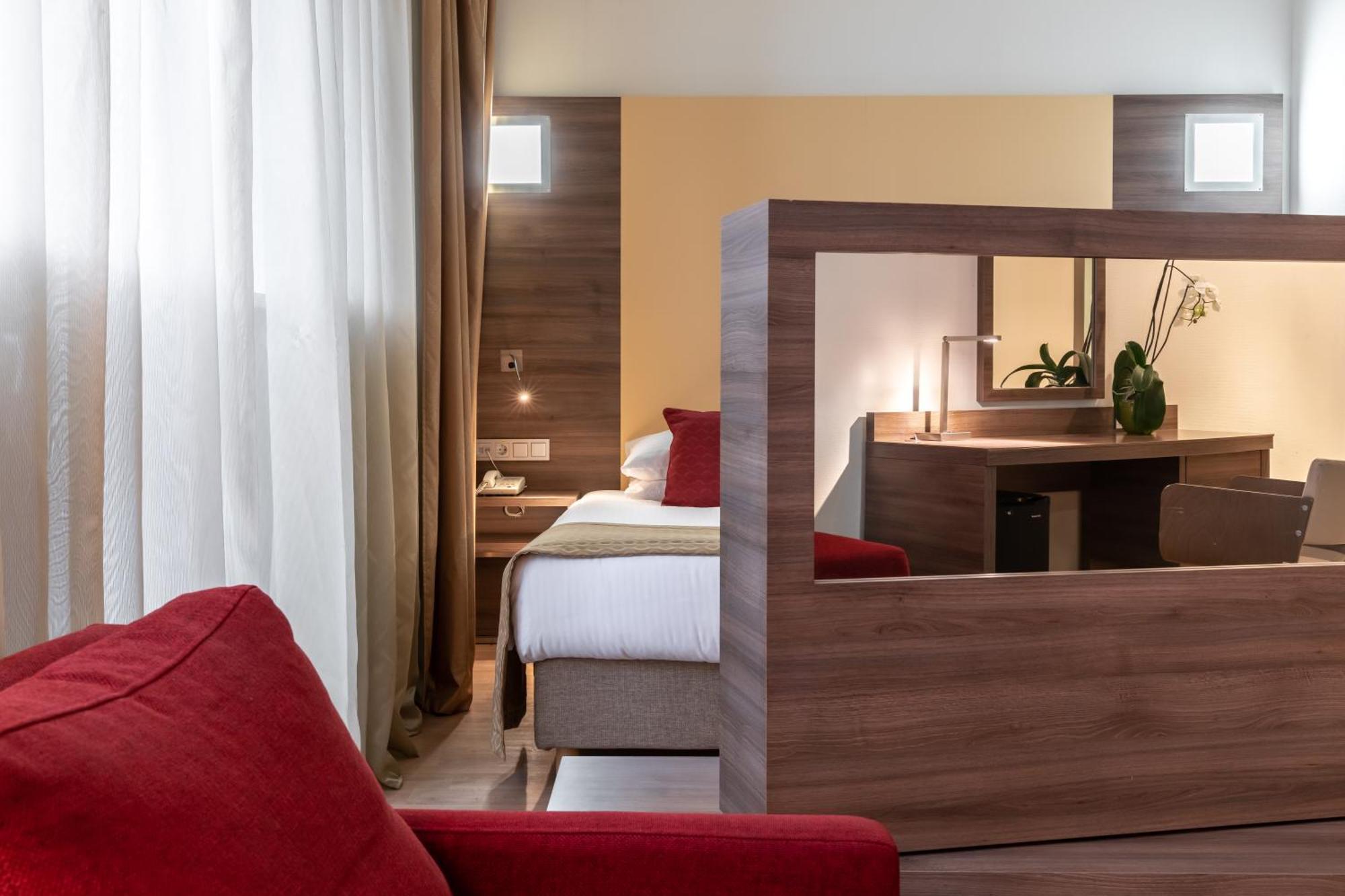 Ramada Encore Kiev Ruang foto